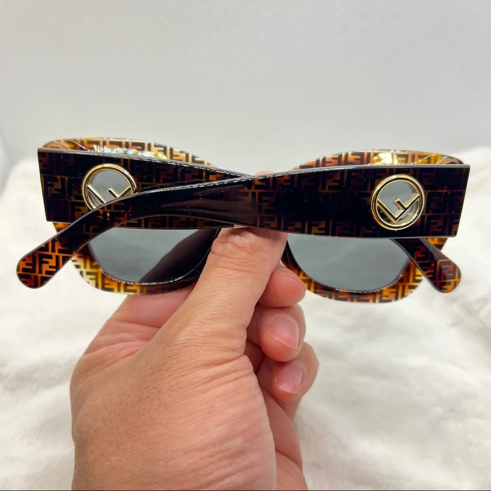 Fendi Sunglasses New Authentic Cat-eye Logo - Picture 6 of 9